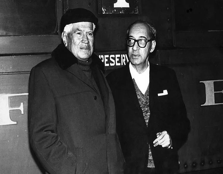 Manuel Rojas y Juan Carlos Onetti. Chile, 1970